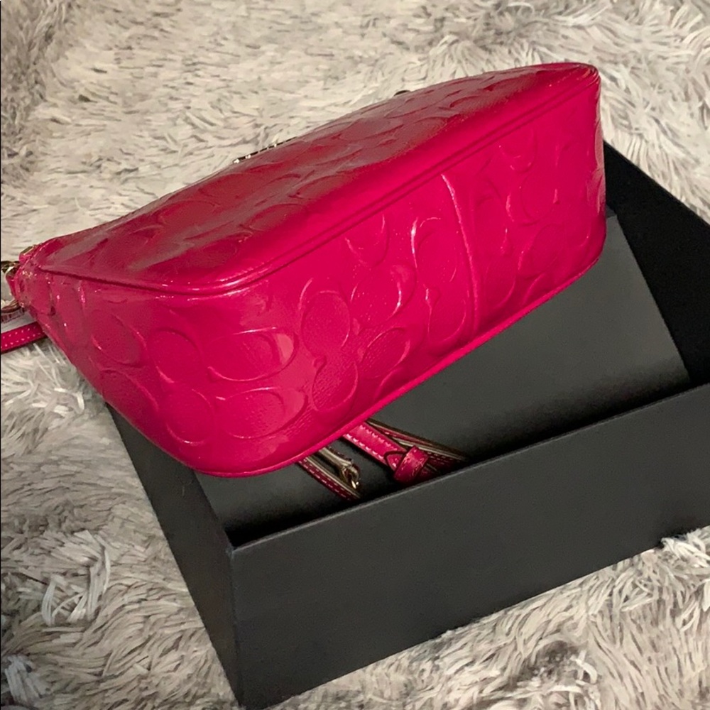 NWT Cranberry Coach crossbody. - Picture 8 of 11